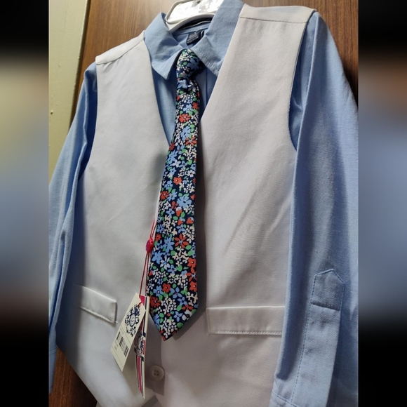 **SOLD**Boys 4 piece English laundry suit size 6 - Picture 3 of 6